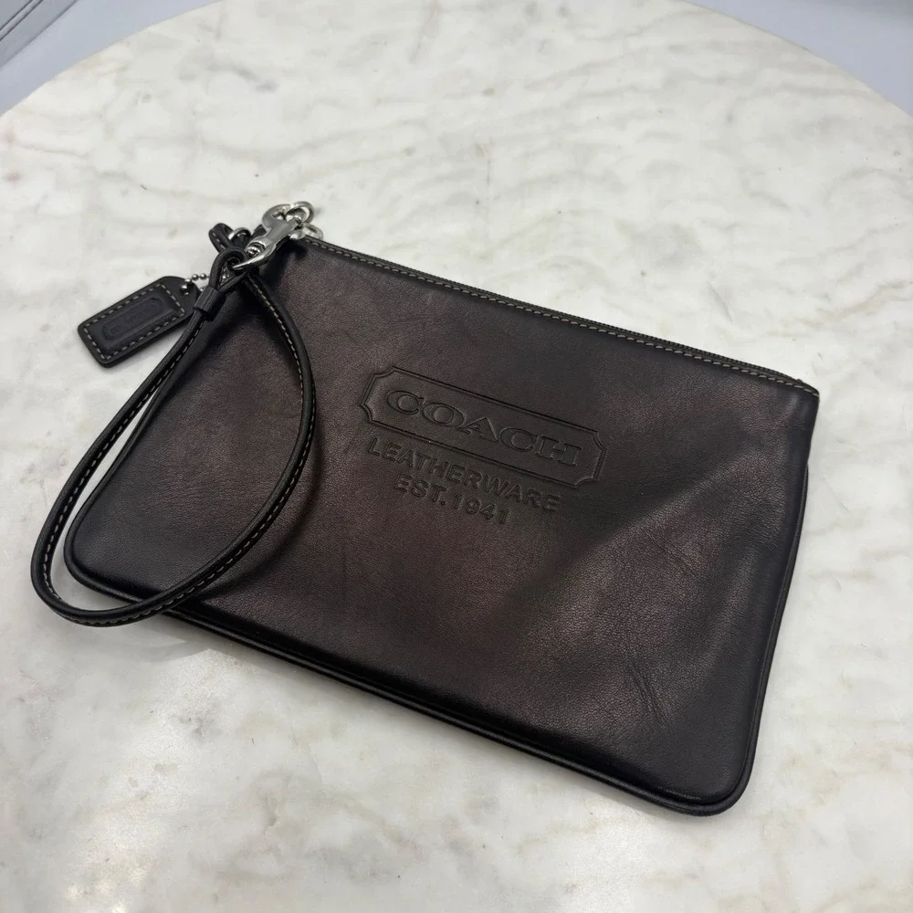 Coach Wristlet‎ Women Small Black Leather Embossed Logo Zip Pouch Clutch